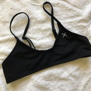 Boutinela 🖤 Kini Top